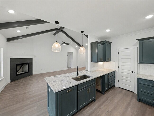 Building Photo - 43 Blairgowrie Dr