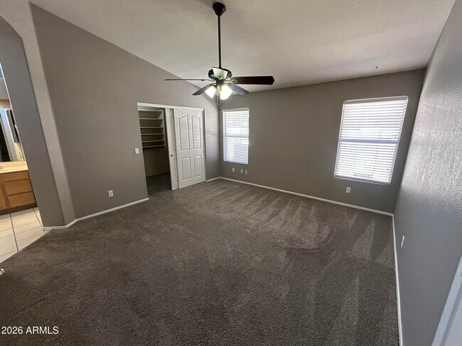 Building Photo - 1453 E Sierra Madre Ave