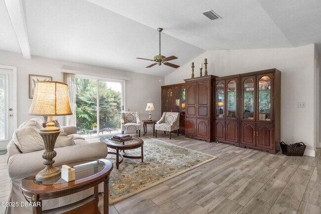 Building Photo - 4 Jasmine Run