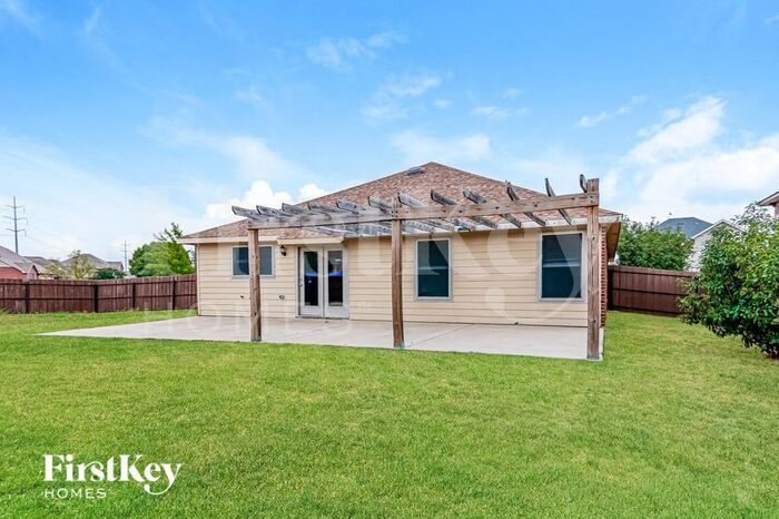 Building Photo - 229 Silver Spur Dr