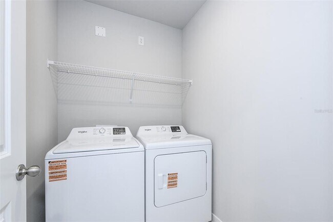 Building Photo - 25110 Alcazar Dr
