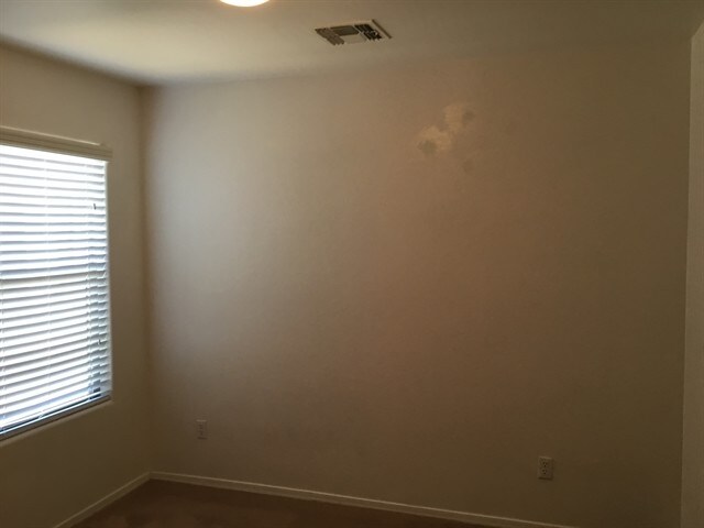 Building Photo - 18541 W Valerie Dr