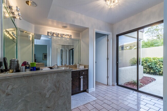 Building Photo - 2903 Banyan Blvd Cir NW
