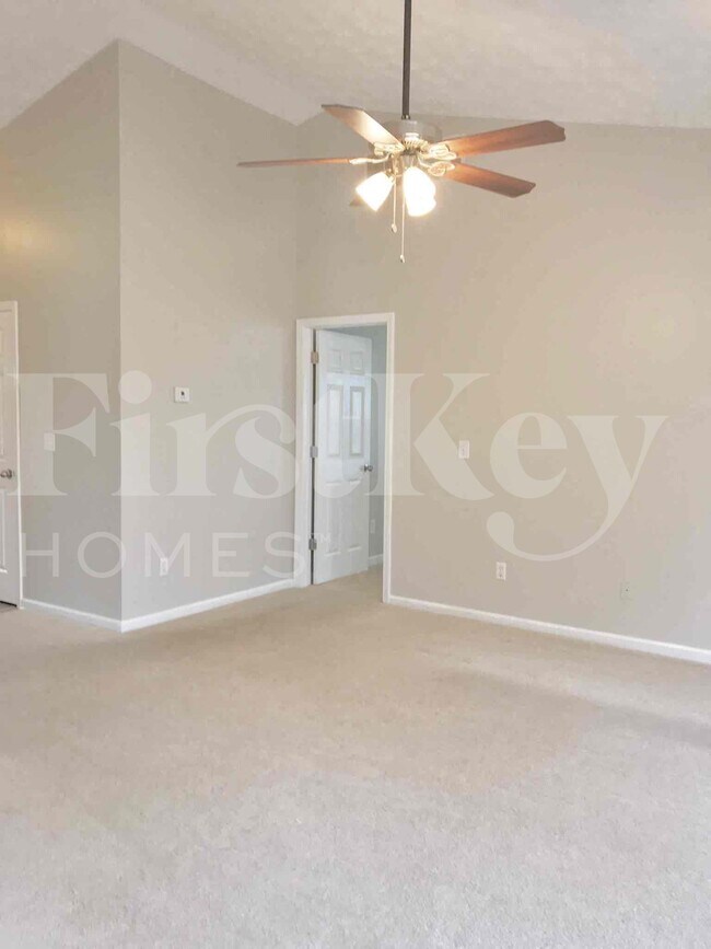 Building Photo - 12 Amelia Park Dr