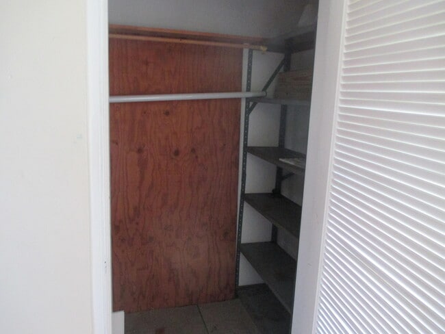 Building Photo - 2715 Emory C Dr