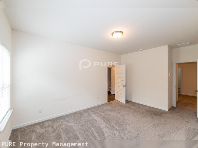 Building Photo - 109 Grant Dr