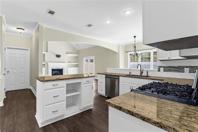 Building Photo - 11395 Brookhollow Trail