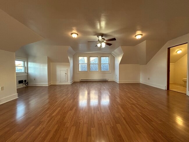 Living Room p3 - 225 S Main Ave