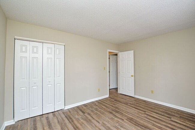 Building Photo - Easy Commute to the University or Uptown Charlotte COMING SOON!!!