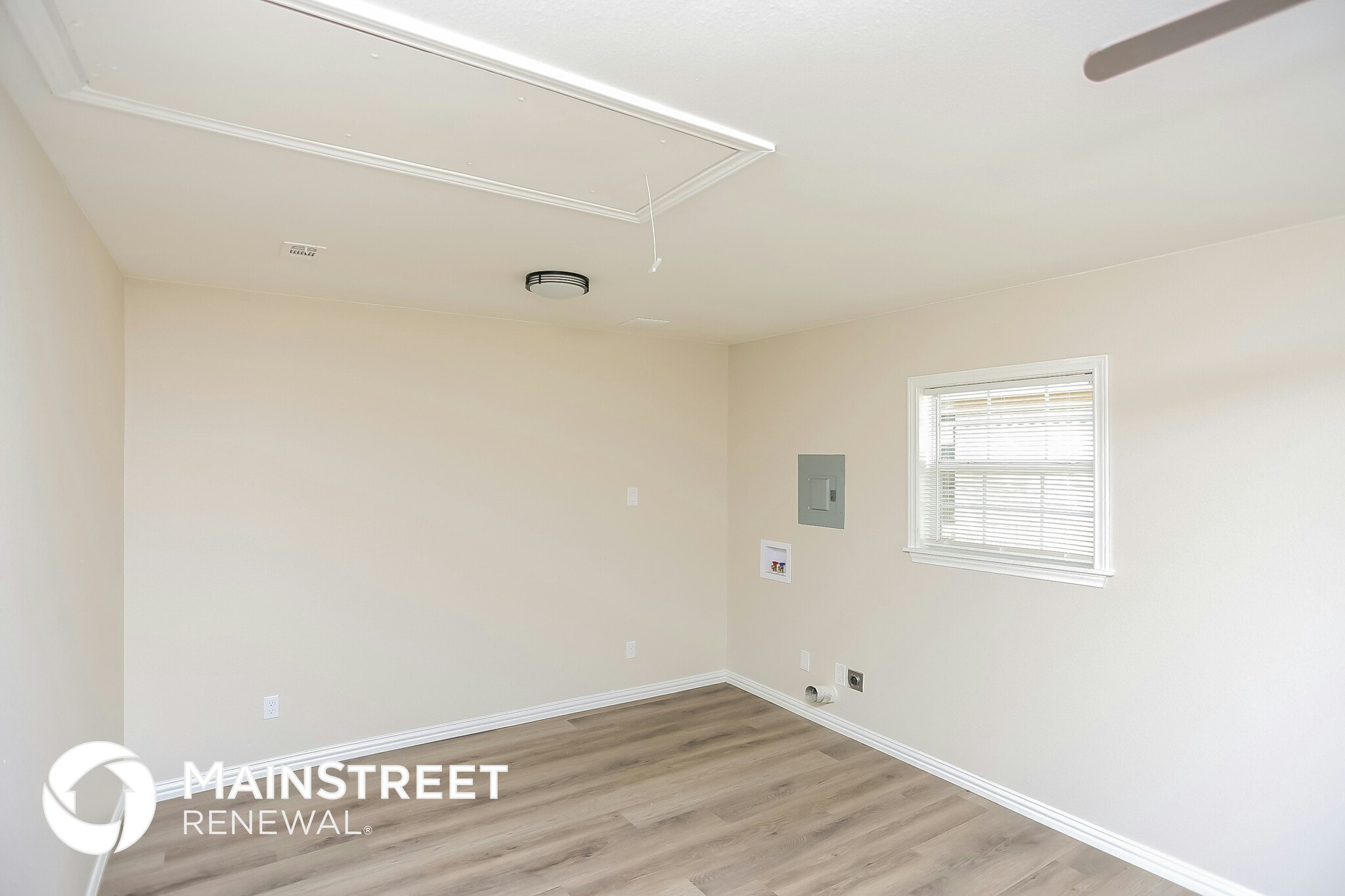 Building Photo - 317 Worthy St