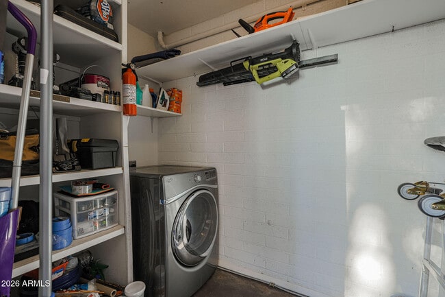 Building Photo - 4240 N 81st St