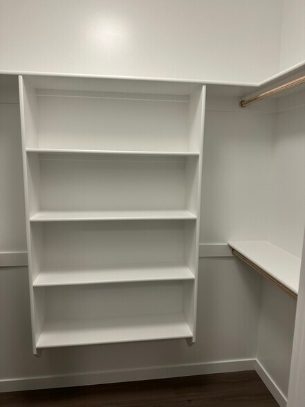 Building Photo - 222 Curtis Dr