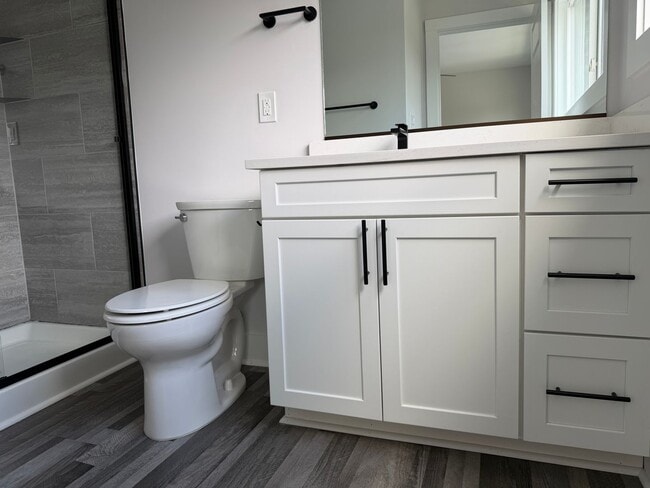 Building Photo - The Allure Townhomes Newer Rustburg Community