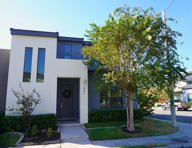 Building Photo - 1445 Ozark Ave