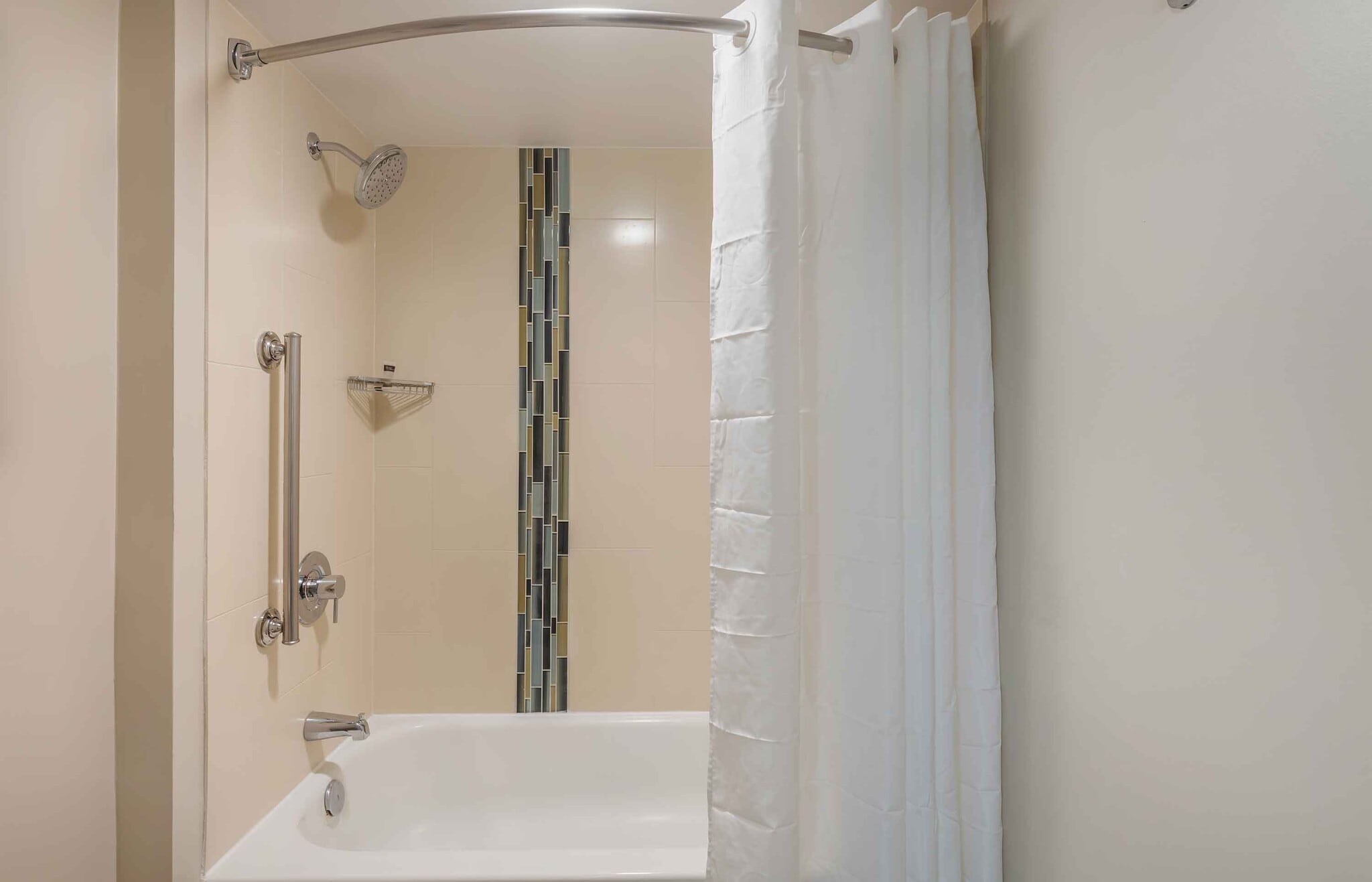 Building Photo - Furnished Studio-Cleveland - Independence