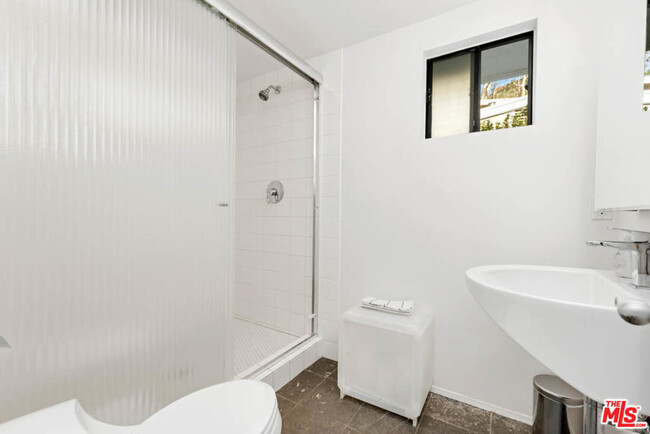 Building Photo - 30611 Las Estrellas Dr