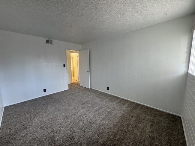 Building Photo - 4917 N 73rd St