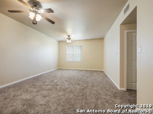 Building Photo - 530 Dukeway Dr