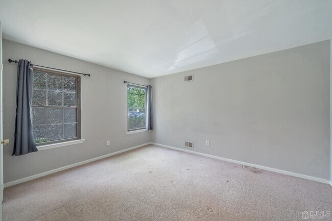 Building Photo - 1612 Woodbridge Commons Way