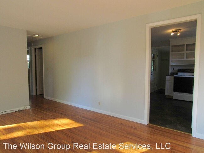 Building Photo - 3 br, 1 bath House - 4105 Edwards Avenue