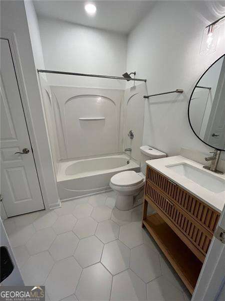 Building Photo - 319 Dexter Dr