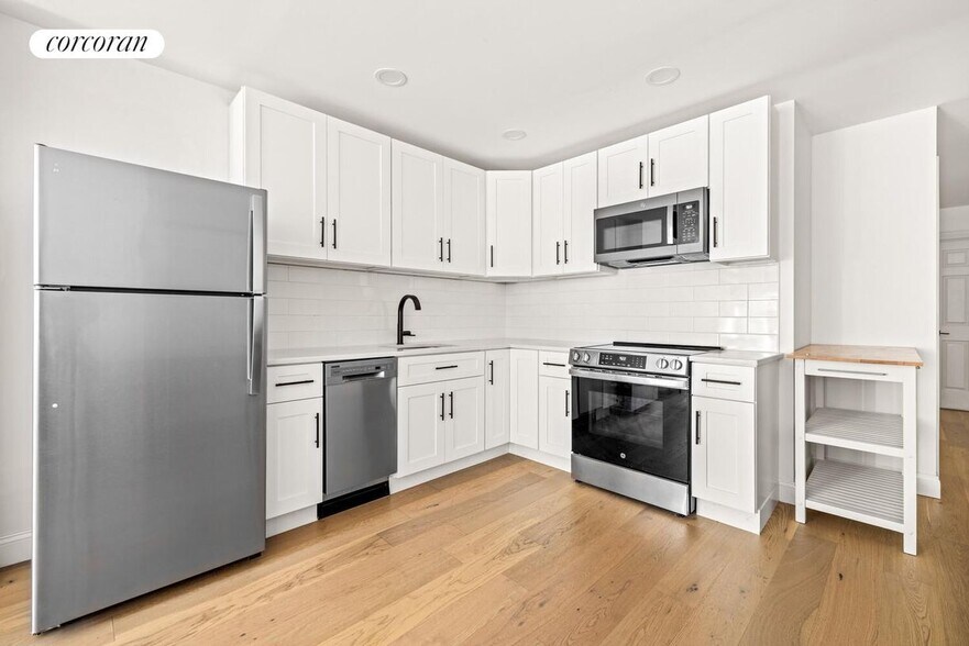 Building Photo - 843 Lafayette Ave