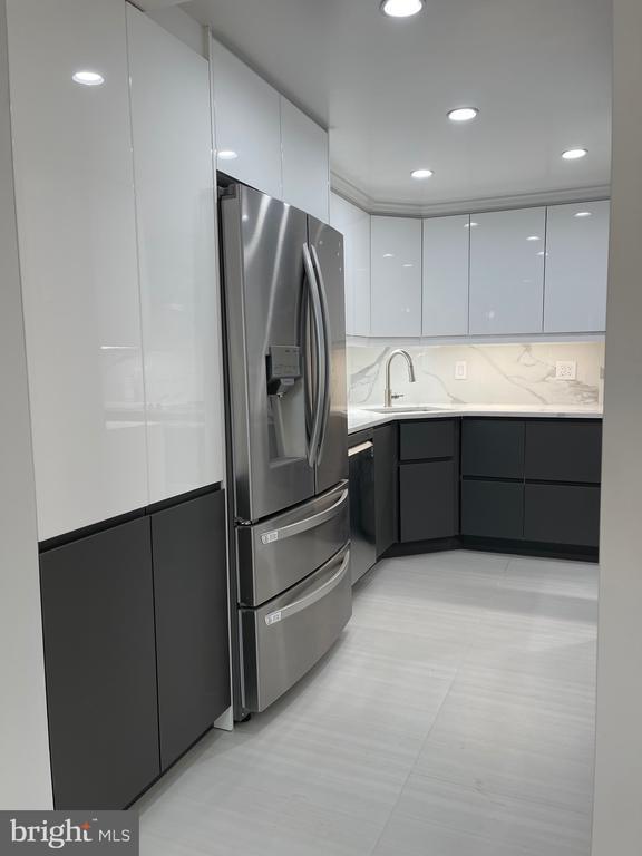 Building Photo - 519 G St SW