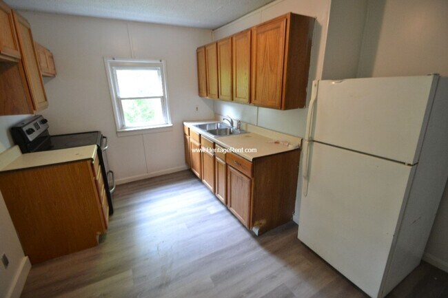 Building Photo - 1729 Pulte St