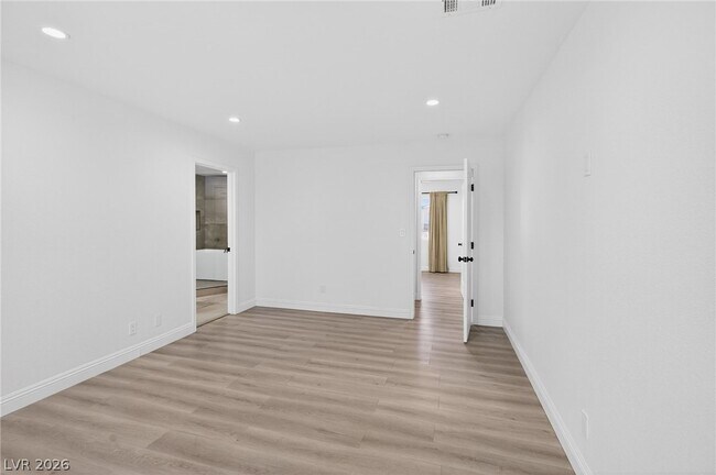 Building Photo - 5270 S Sepulveda Blvd