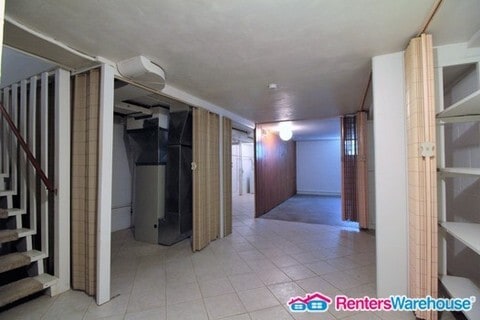 Building Photo - 417 44th St