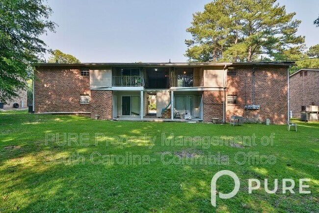 Building Photo - 2915 Chatsworth Rd