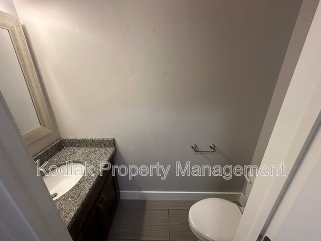 Building Photo - 7555 S 1740 E