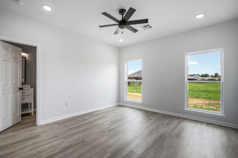 Building Photo - 206 Jax Sq