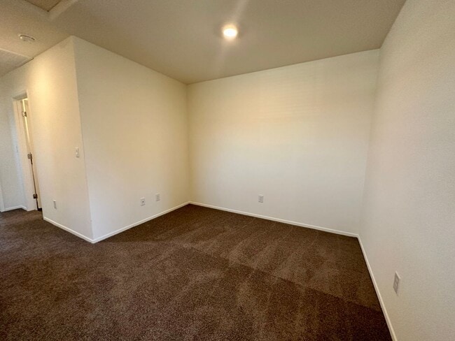 Building Photo - Cadence Modern 2-Story Townhome with Smart Features & Community Amenities