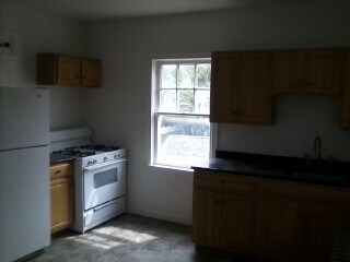 Kitchen Pic1 - 4709 Rittenhouse St