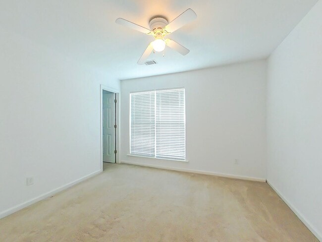 Building Photo - Grovetown Home!