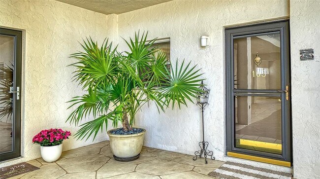 Building Photo - 1355 S Portofino Dr