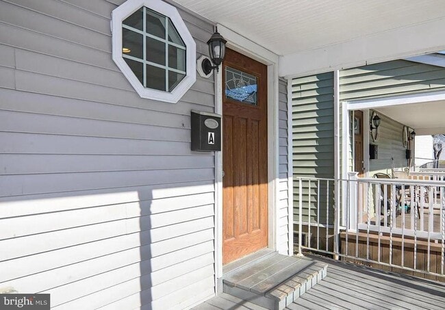 Building Photo - 522 Merchant St