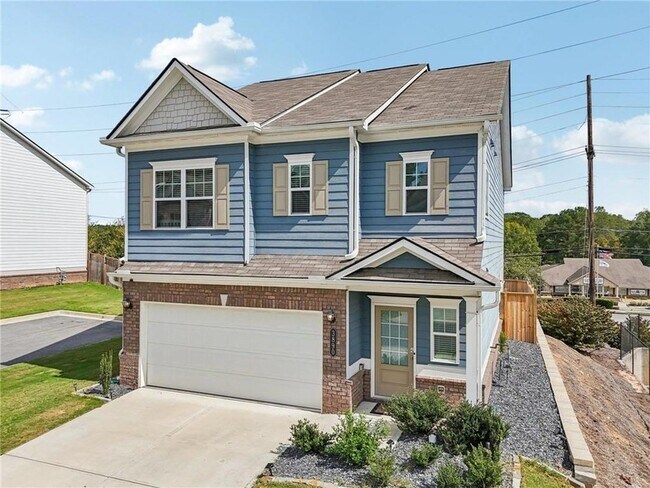 Building Photo - 3890 Clarington Dr