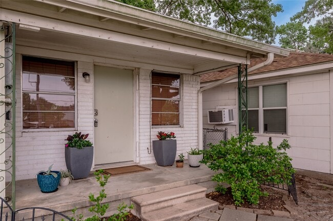 Building Photo - 1412 22nd St