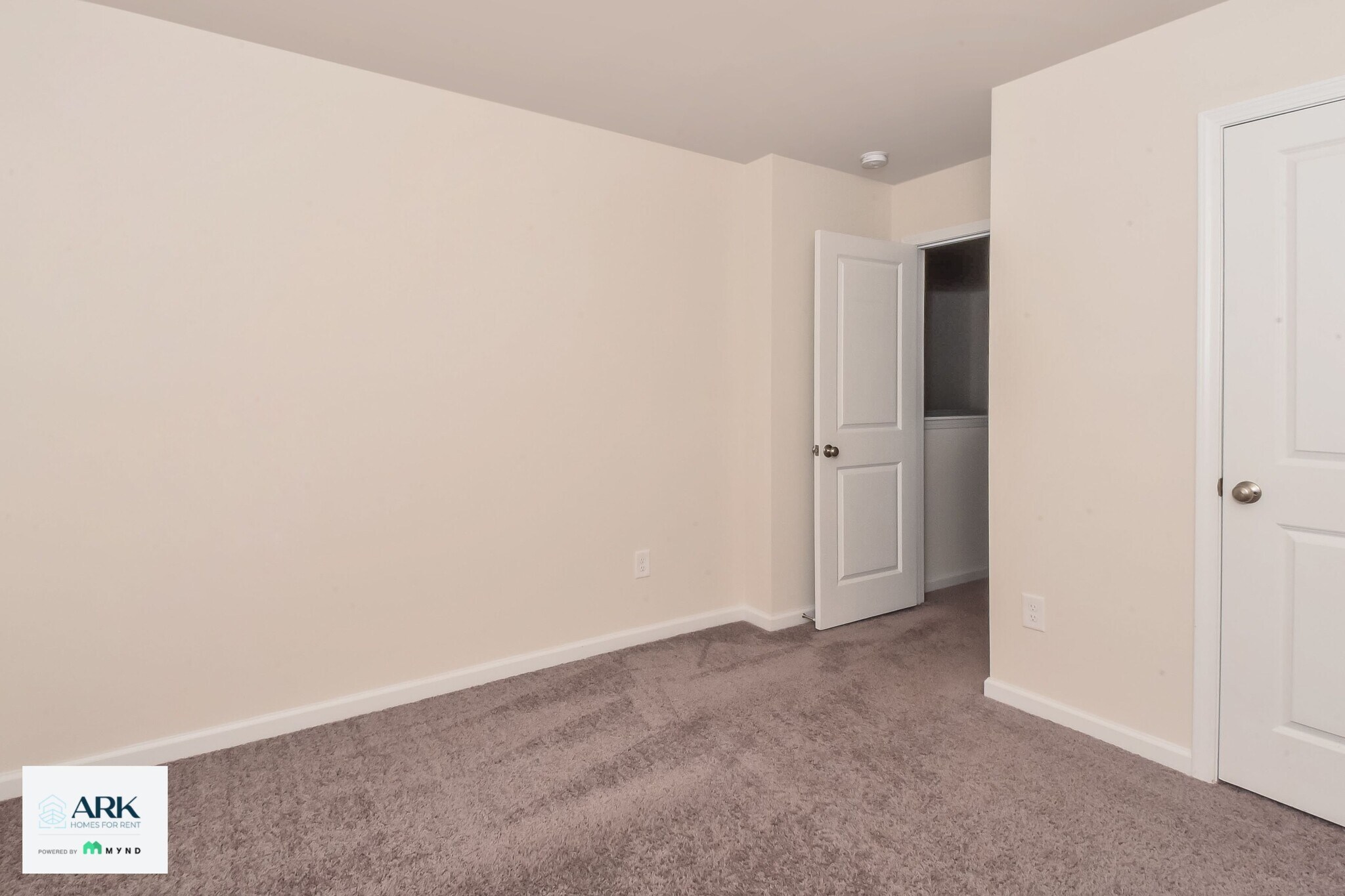Building Photo - 307 Longstone Ct