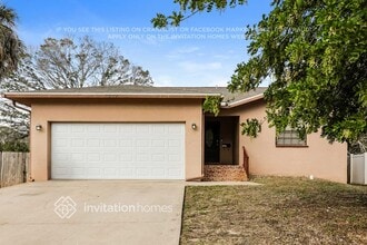 Building Photo - 327 80th Ave NE