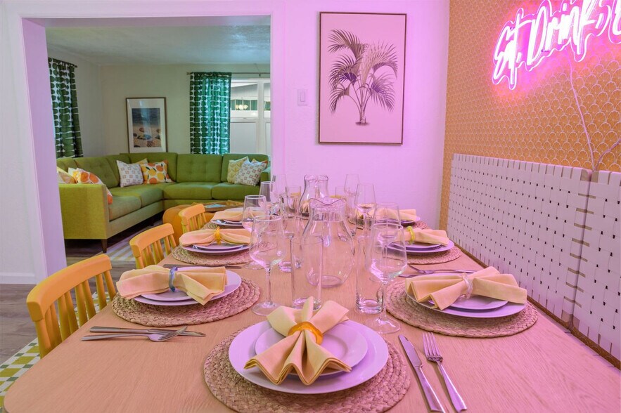 Building Photo - 3116 Karen Ave