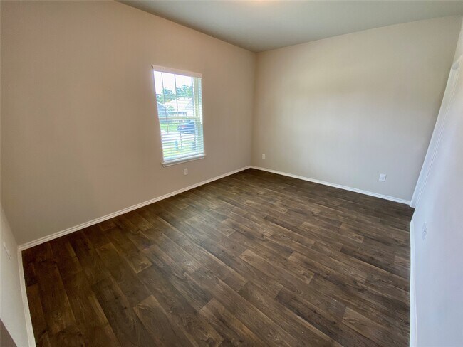 Building Photo - 13832 Rock Island Trl