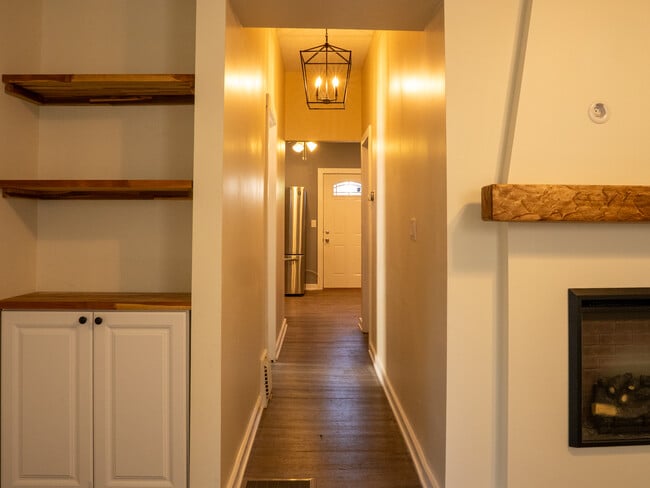 Building Photo - 4224 Patrick Ave