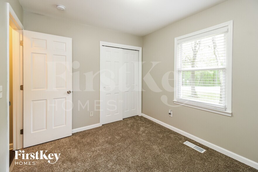 Building Photo - 1483 Fieldmount Rd