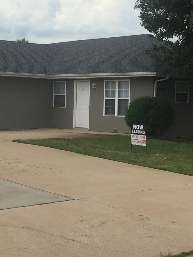2848 S Meadowbrook Ave 2848 S Meadowbrook Ave Springfield MO 65807