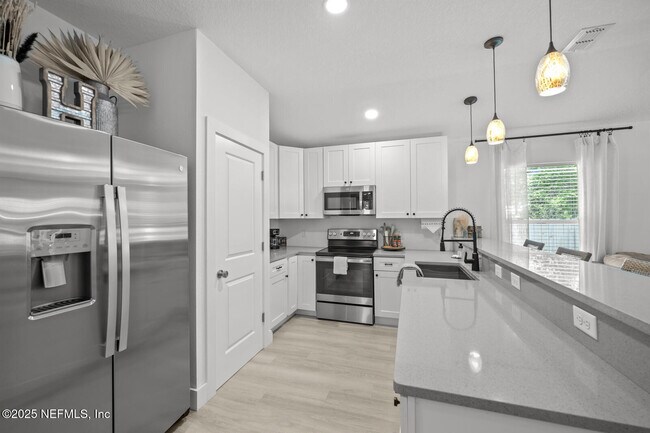 Building Photo - 973 Puryear St