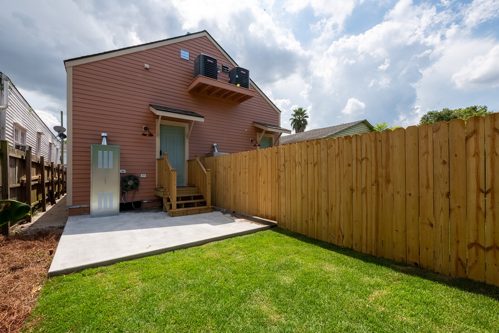 Building Photo - 2015 Kerlerec St