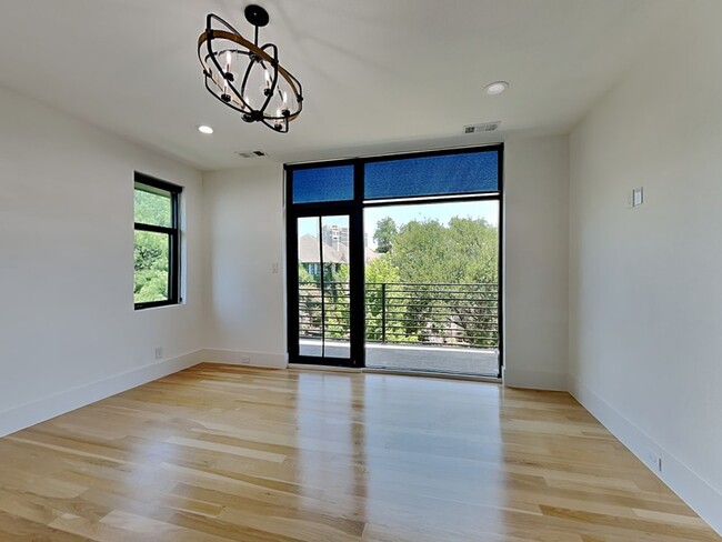 Building Photo - 3553 Kalterra Ct